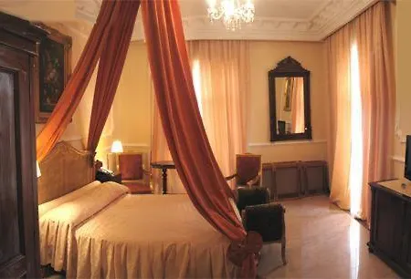 Отель Hotel Elysee